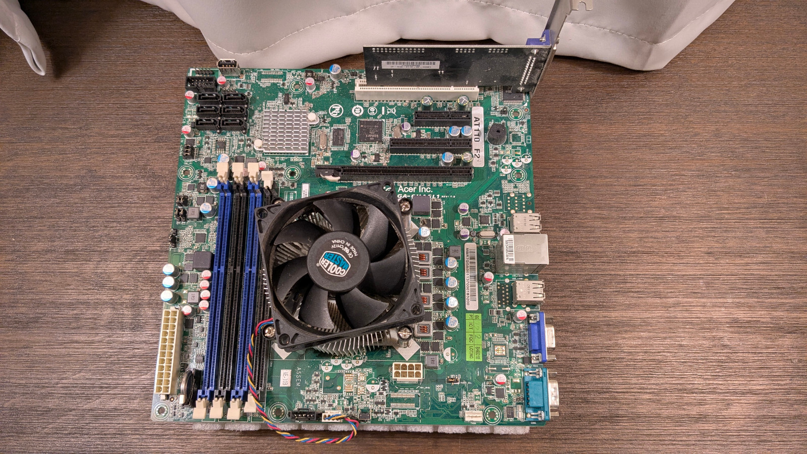 Motherboard Gigabyte Ga-6UASL1 Came Out Of An Acer At 110 F2