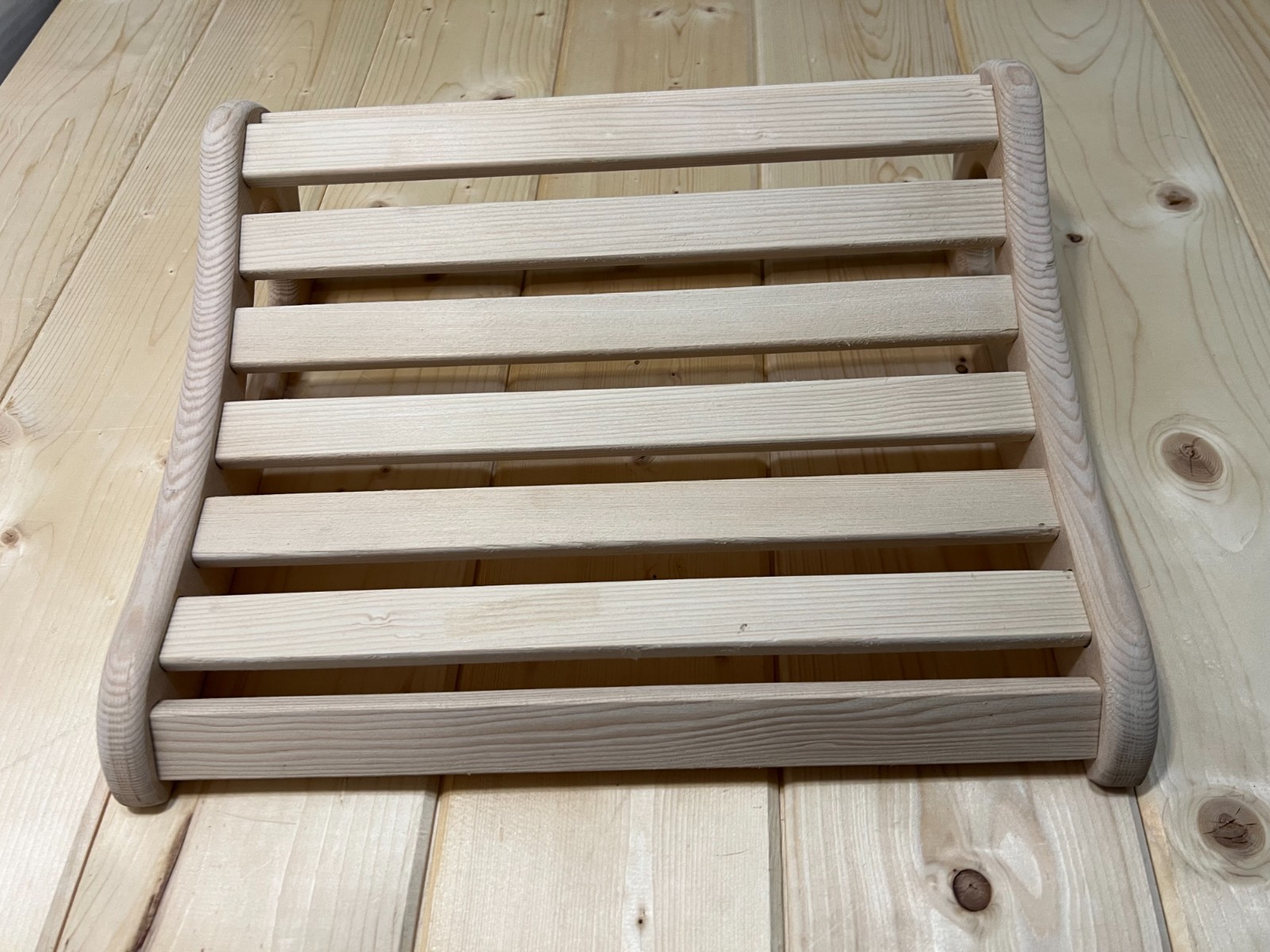 Sauna Headrest /Handmade/Wood Hemlock – Ergonomic Wooden Neck & Head Support