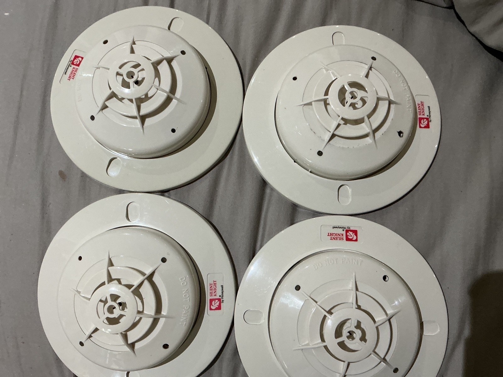 Silent Knight SD505-AHS Analog Heat Detector Sensor With Base