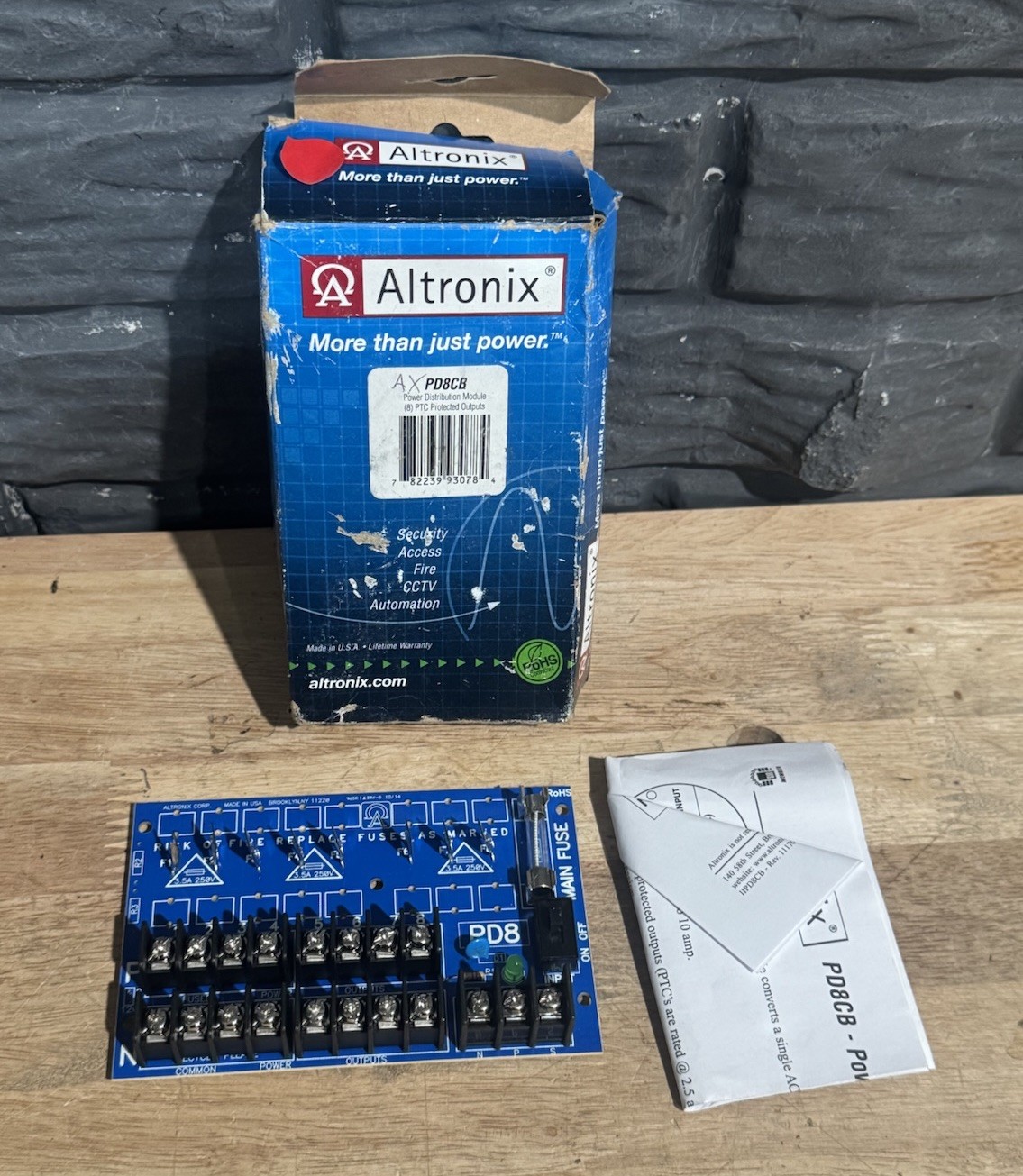 Altronix PD8 8-Output Fused Alarm Power Distribution Module