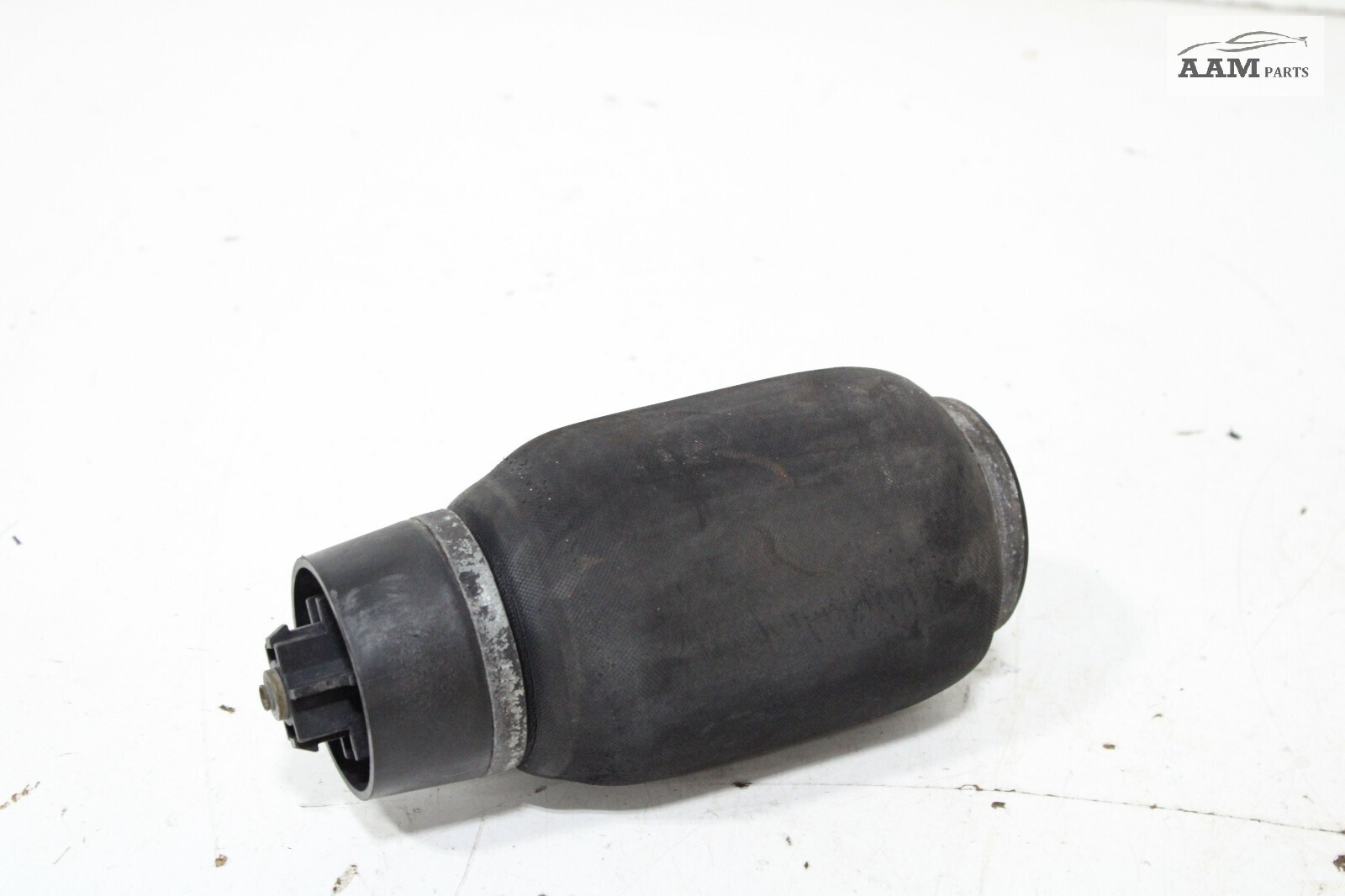 18-24 FREIGHTLINER CASCADIA REAR RIGHT SIDE CABIN AIR SPRING 18-68661-000 OEM