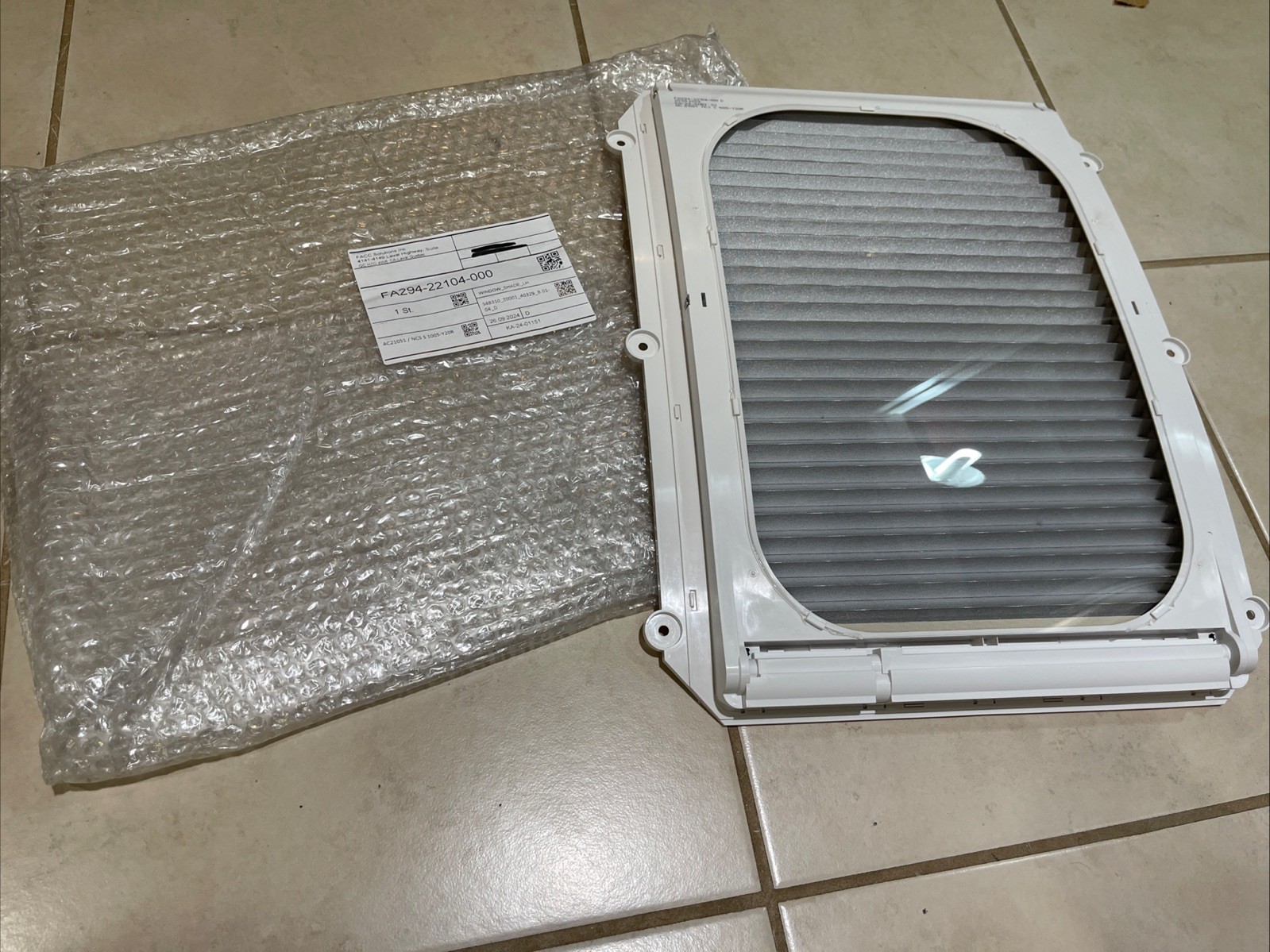 Bombardier Aerospace FA294-22104-000 Aviation Shade Window LH Brand New