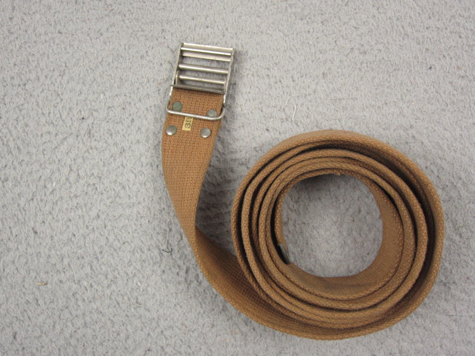 Vintage Military Strap Mens Brown Canvas 8ft Buckle Pat’d Mar 688 70s 80s 1a