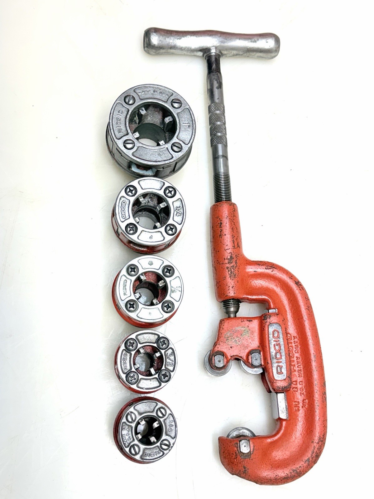 Ridgid 00-R Pipe Threader Die Set NPT w/ Ridgid No. 2A Pipe Cutter 1/4" - 1"