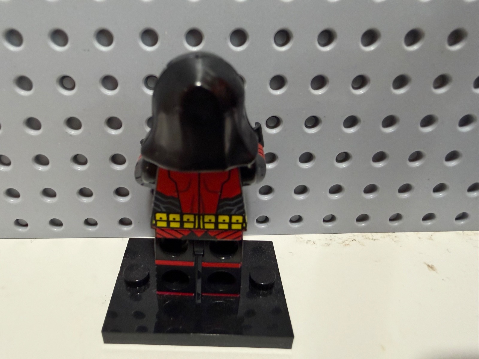 LEGO DC Super Heroes Robin Damian Wayne Custom Minifigure