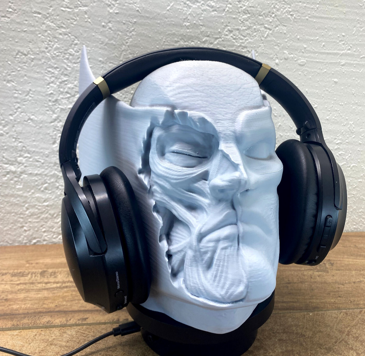Wolverine Headphone Stand | X Hugh Jackman Headset Displa l Weapon X Skull Bust