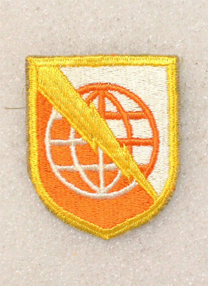 Army patch 5204 - Strategic Communication Command w/cut edge