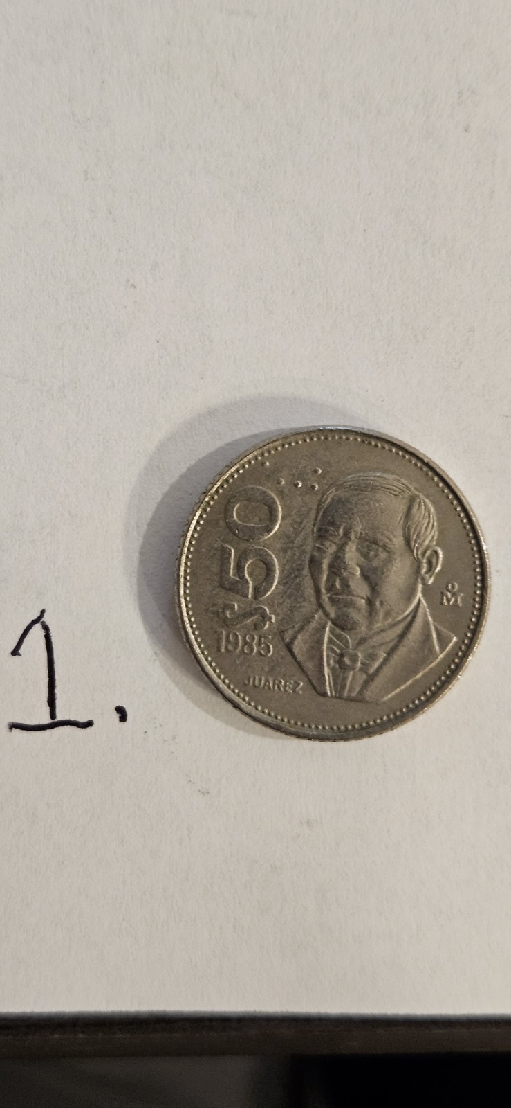 MEXICAN METALIC COIN $50 PESOS 1985 BENITO JUÁREZ Circulated F41, 42