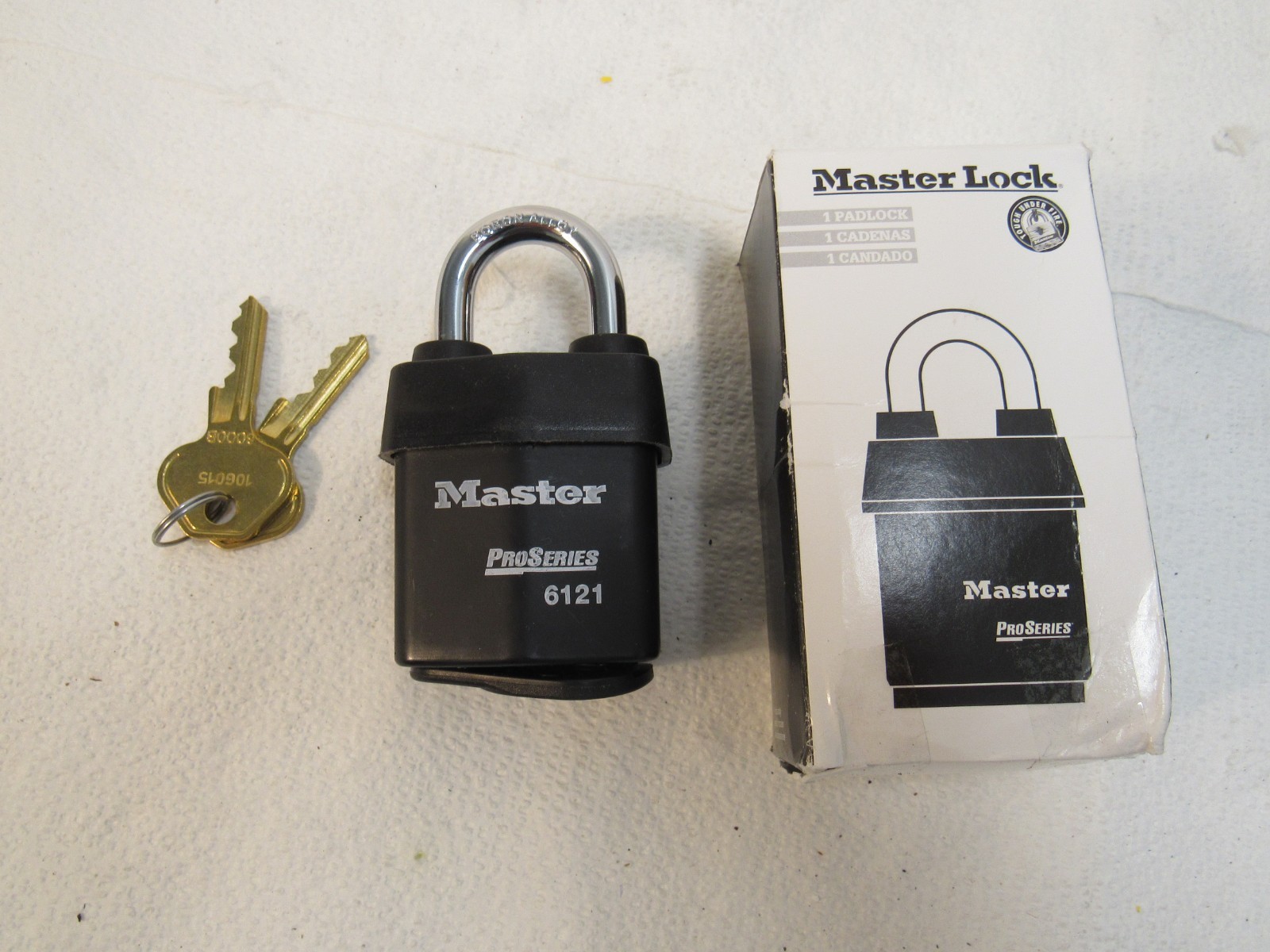 Master Lock ProSeries Padlock 6121KA 6121 With 2 Keys