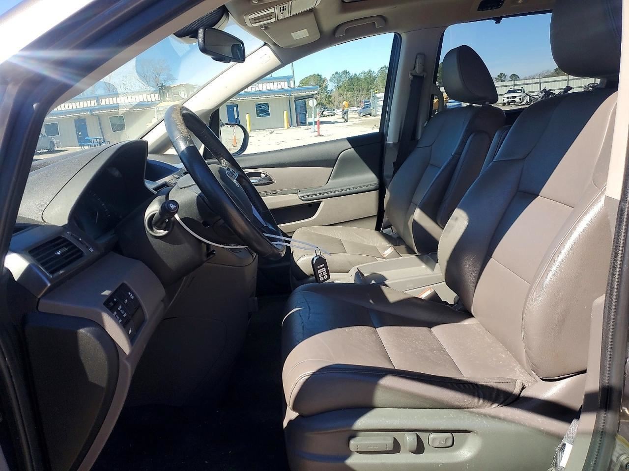 ODYSSEY 2015 Glove Box 4990907