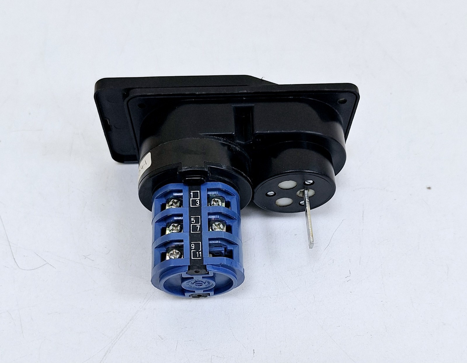 Kraus & Naimer C18-A341 Rotary Switch 25A
