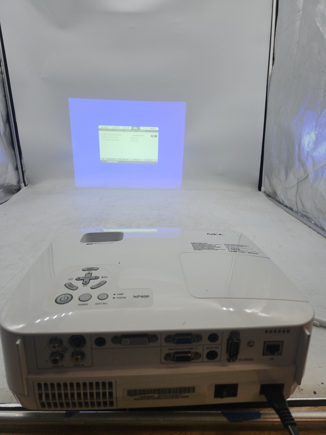 NEC NP400