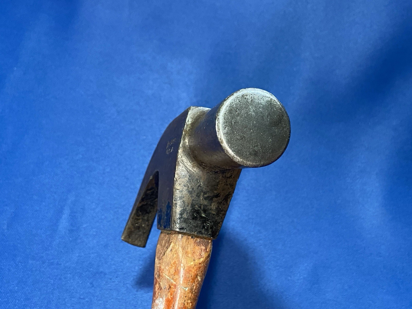 PLUMB USA Curved Claw Hammer
