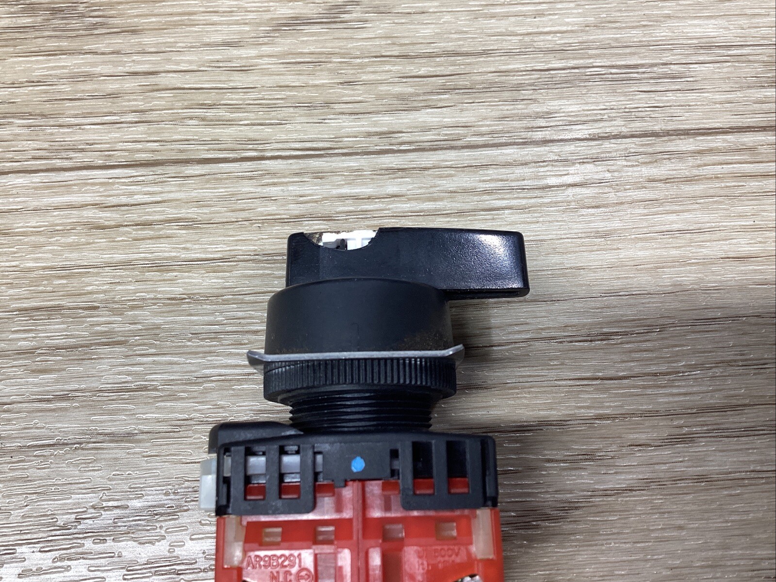 Fuji Electric AR22WR-1 Selector Switch #856D77
