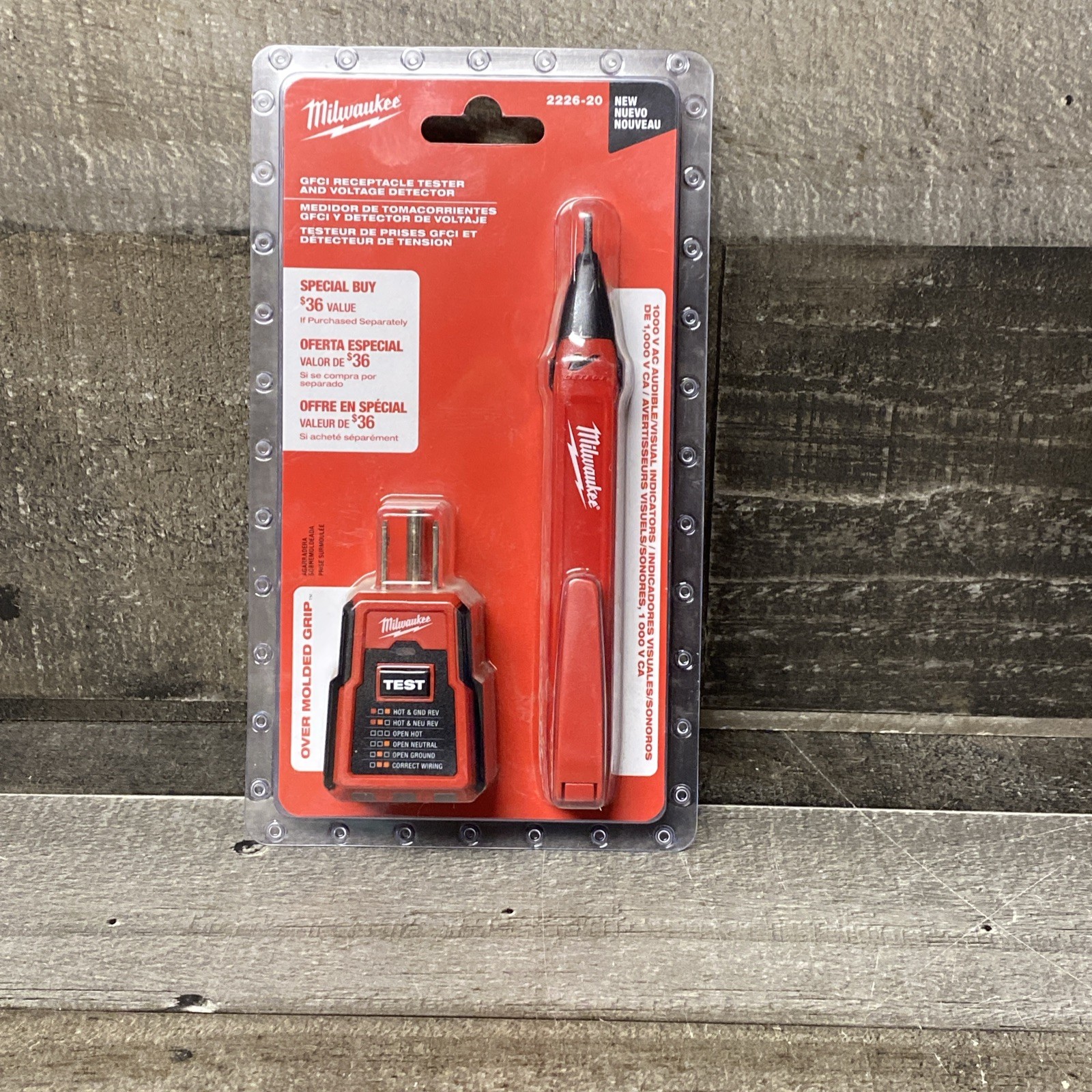Milwaukee GFCI Receptacle Tester & Voltage Detector 2226-20 - New & Sealed