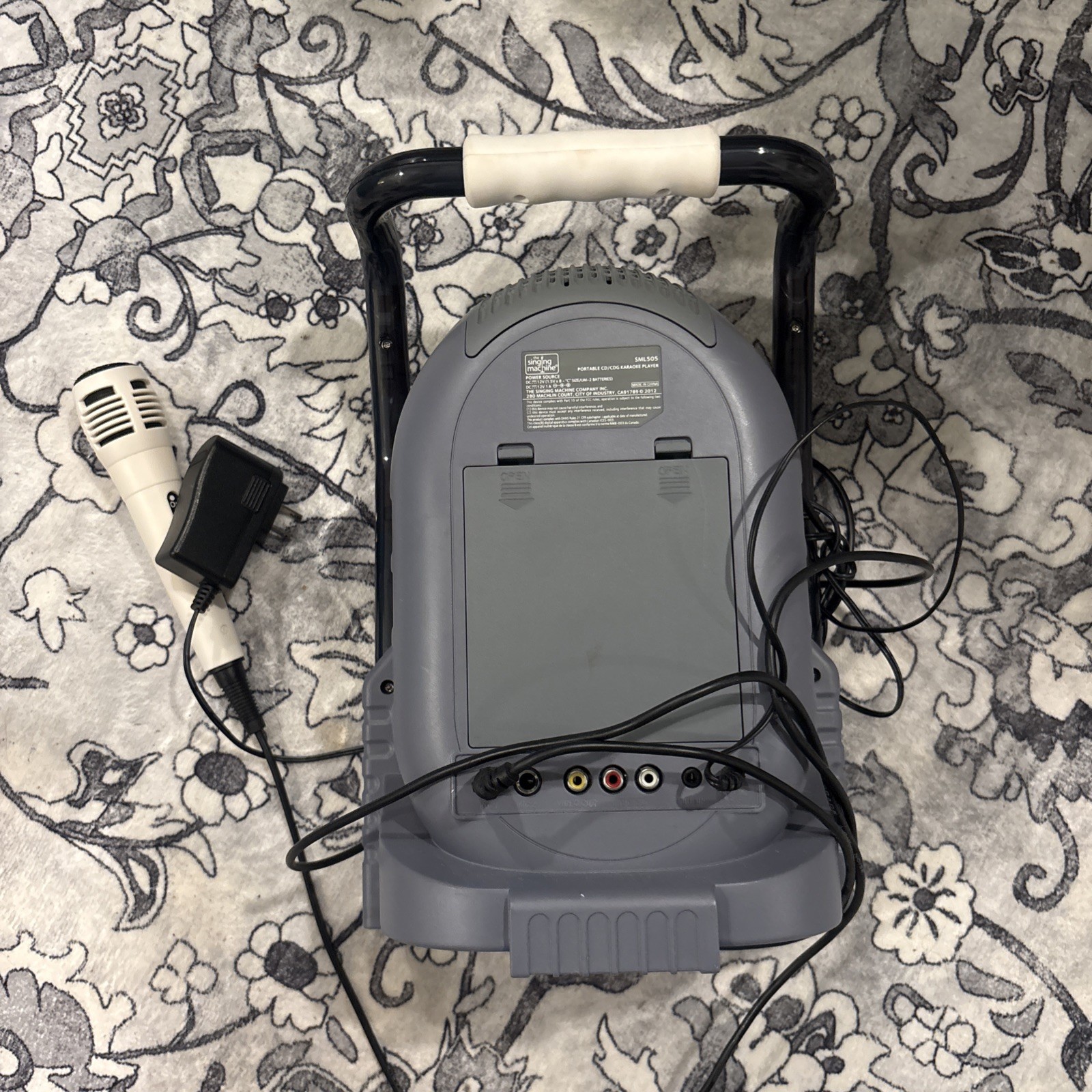 Singing Machine Classic Series SML505 Portable Karaoke Machine CD Player
