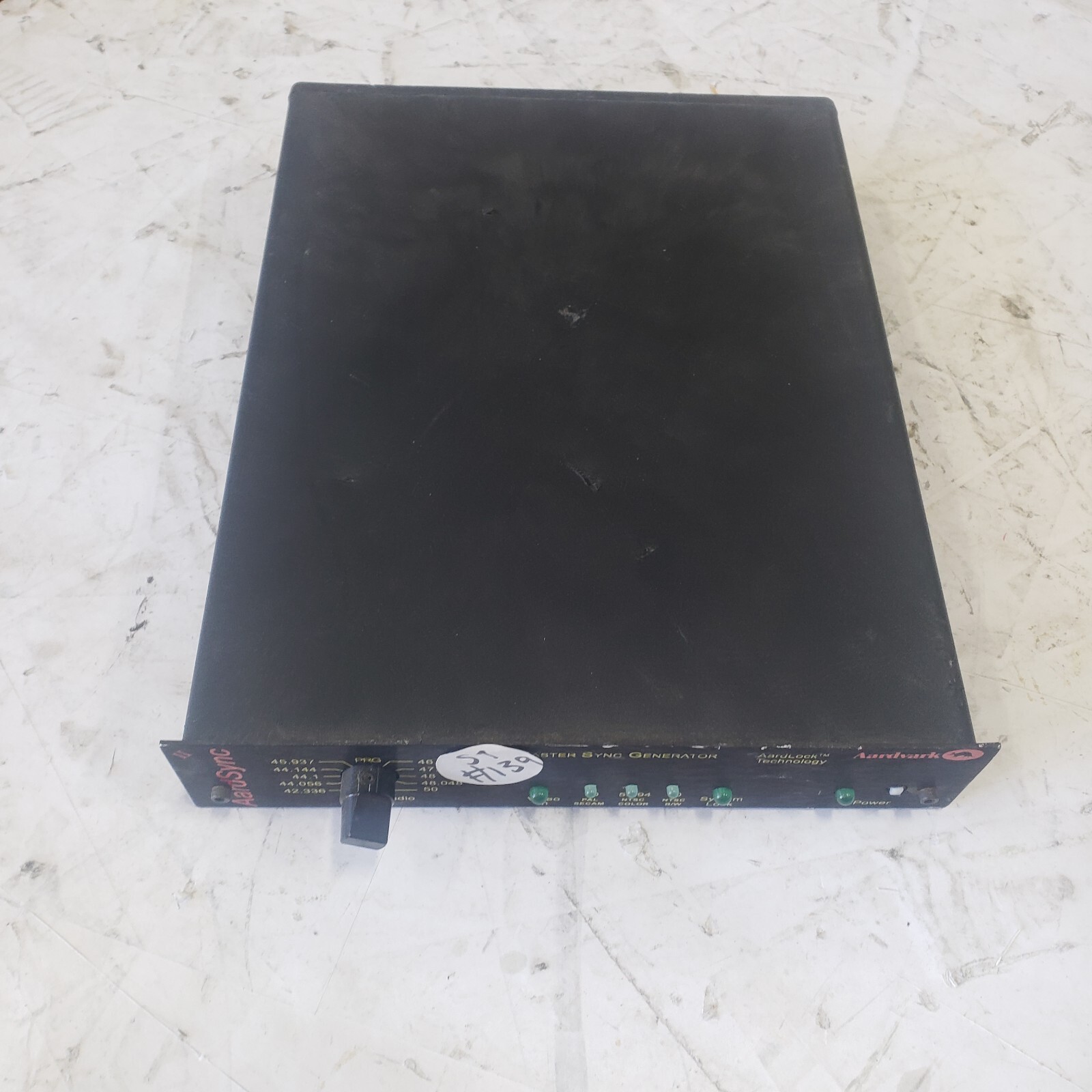 Aadvark AardSync II Master Sync Generator Aardlock Technology