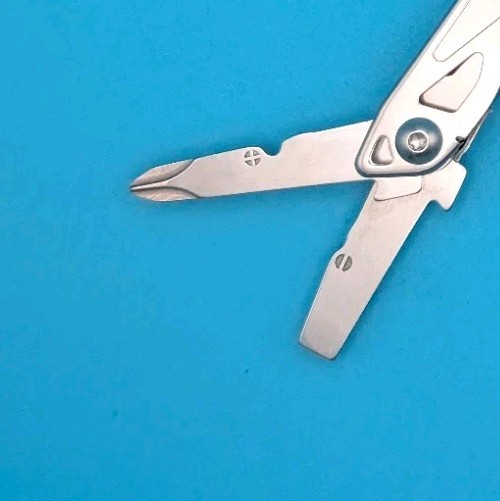 LEATHERMAN WINGMAN MULTI-TOOL! FAST SHIPPING!