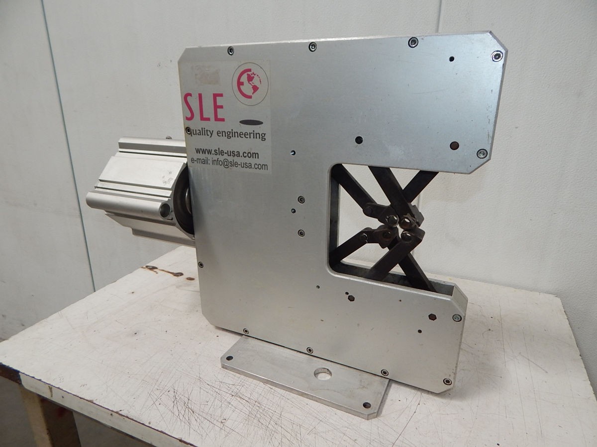 SLE D4/100 GROMMET EXPANDER M5660
