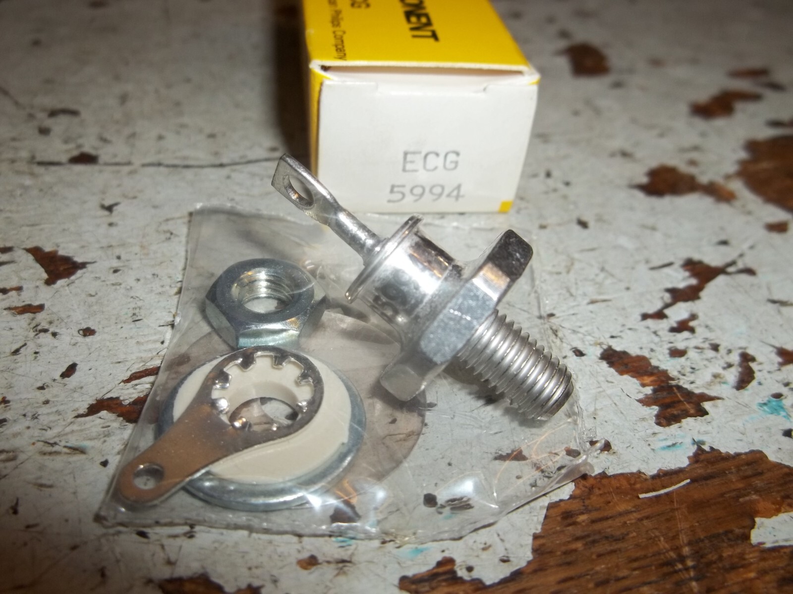PHILIPS SYLVANIA ECG GENERAL PURPOSE RECTIFIER DIODE 5994 THREAD END IS K (*1-1)