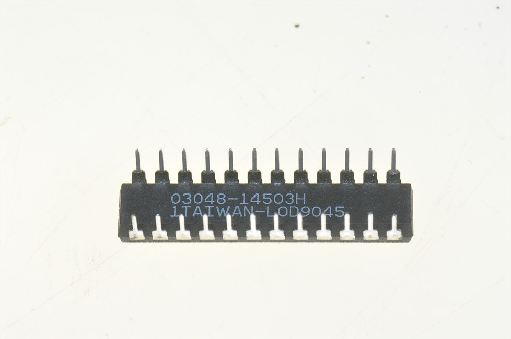 New (7pcs) AT22V10-15PC ATMEL IC Programmable