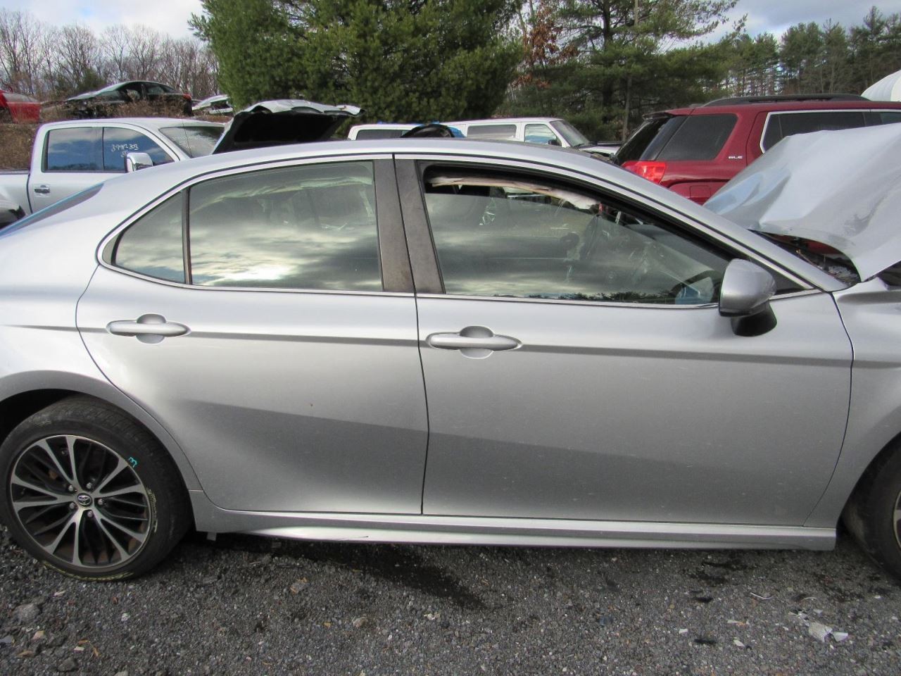 CAMRY 2018 Glove Box 1013462