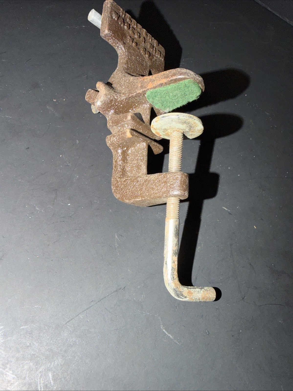 Vintage Herters No 29 Fly Tying Vise