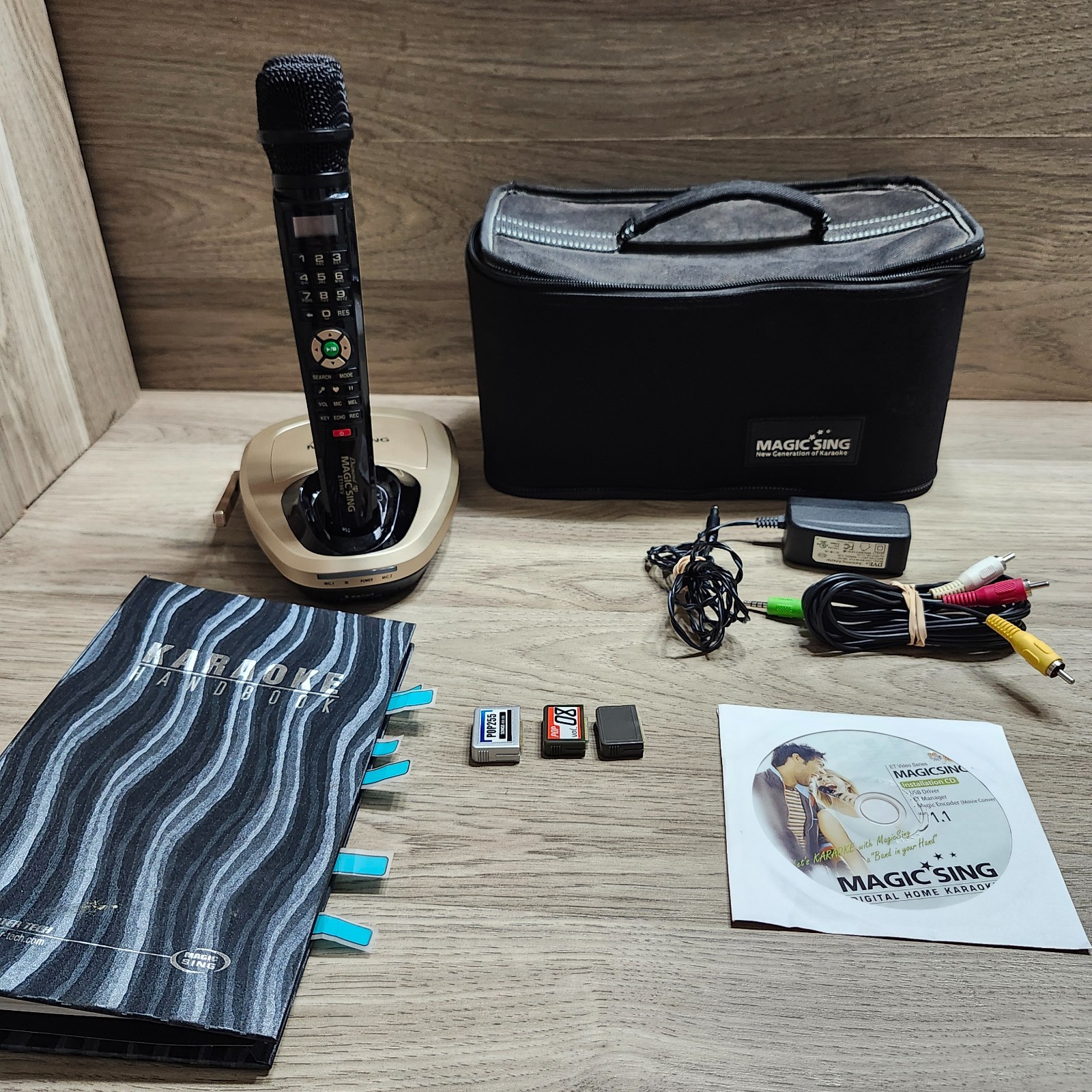 Diamond Magic Sing ET19KV With 2 Microphones, Remote & Accessories Base