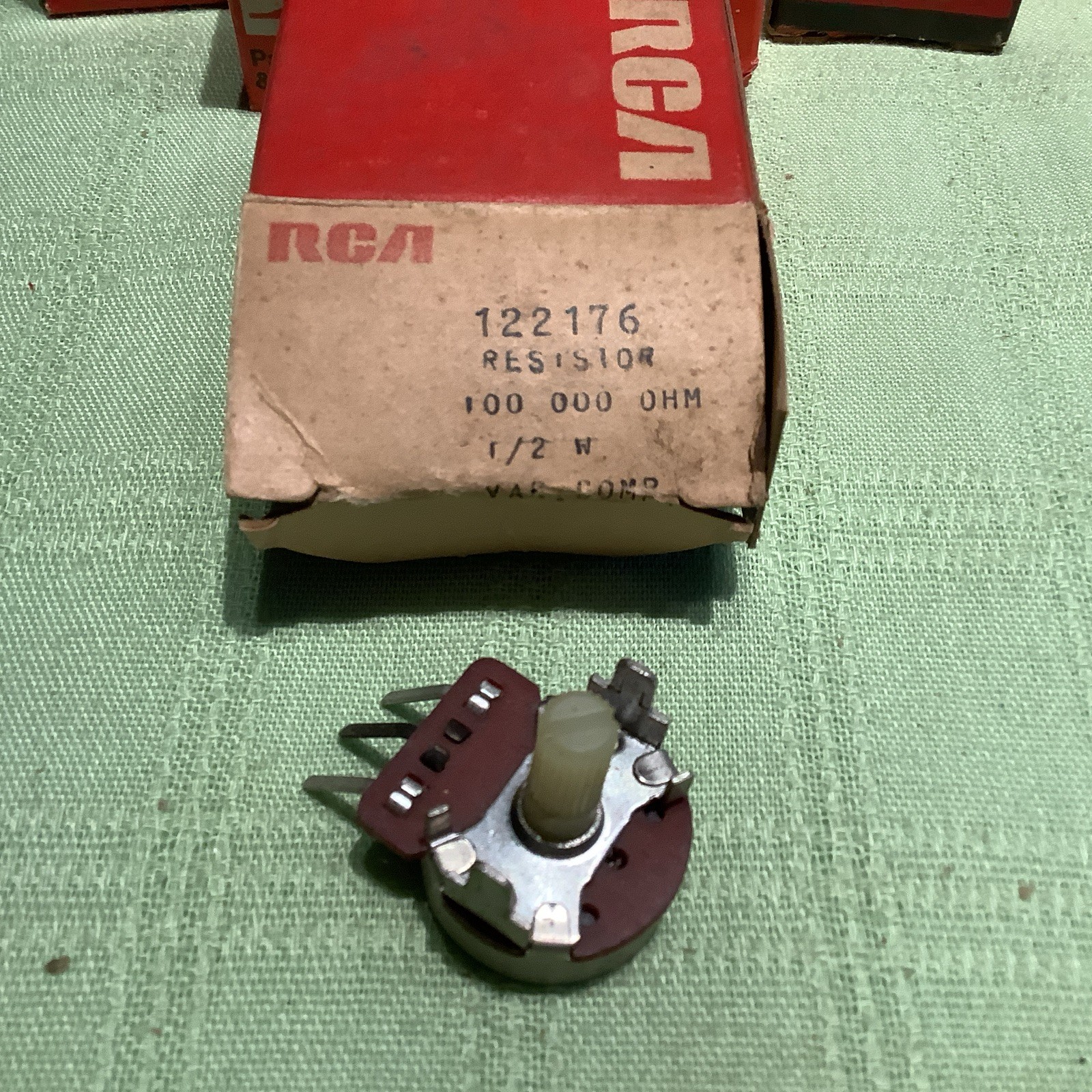 RCA OEM Part 122176 Potentiometer 100,000 Ohms 1/2 Watt Tab Mount Short Shaft