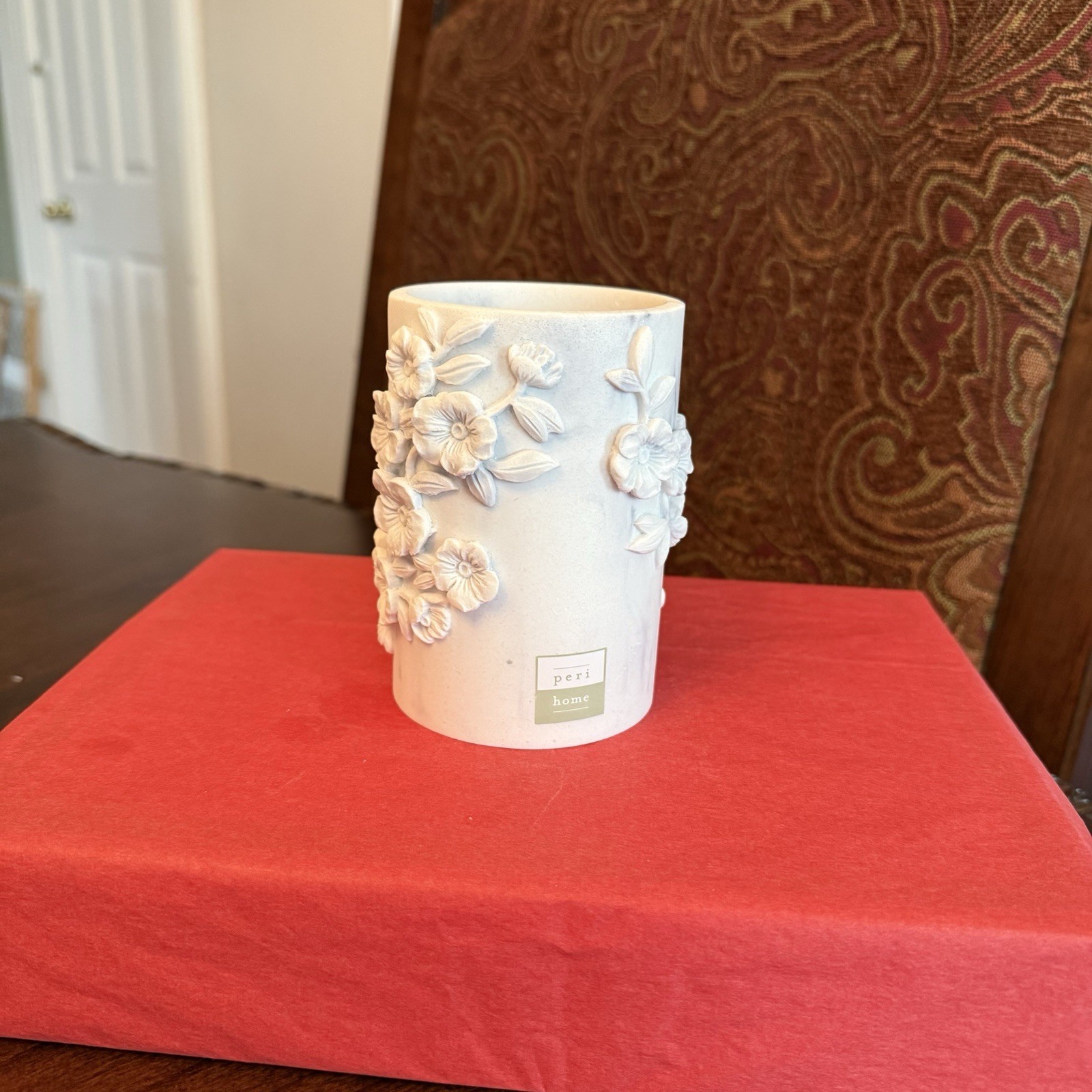 *NEW* PERI HOME White Faux Marble Floral Tumbler Cup / Toothbrush Holder