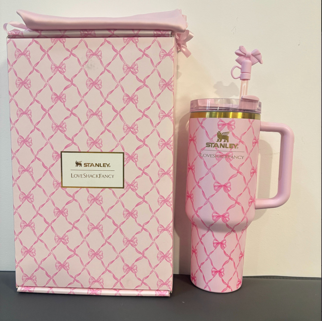 Stanley 1913 x Love Shack Fancy Baby Bow Pink Peppermint 40oz Holiday Quencher