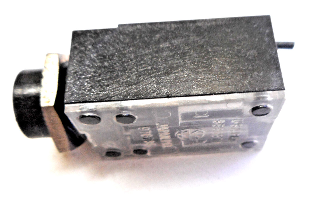 NUMARK TURNTABLE TT1400 - REMOTE INPUT - PARTING OUT