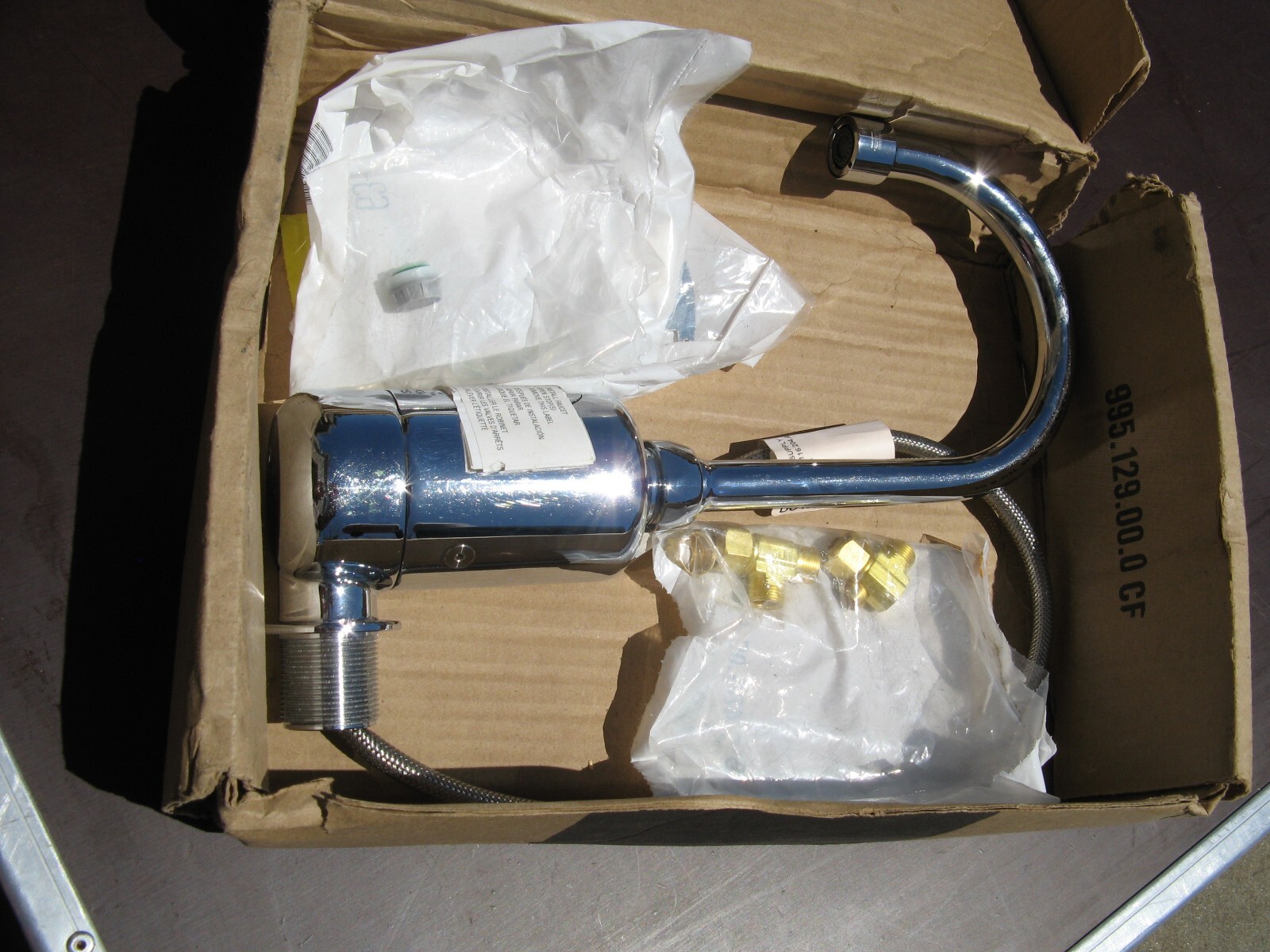 Chicago Faucets WWG116.204.AB.1 Motion Sensor Gooseneck Faucet HyTronic Series