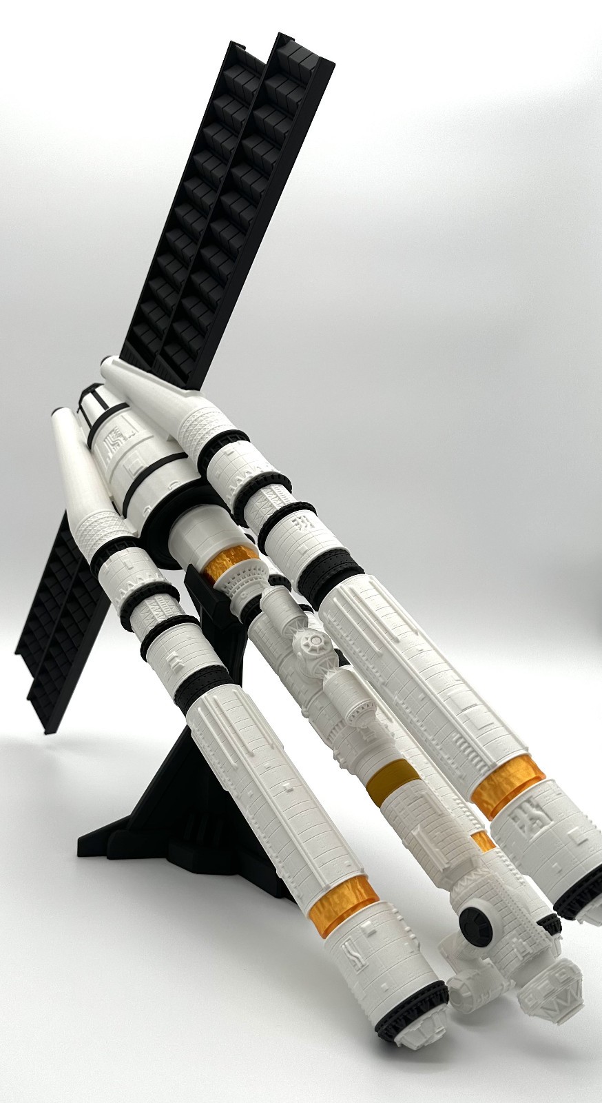 Project Hail Mary Starship Model | 2ft Display Piece | ASSEMBLY REQUIRED