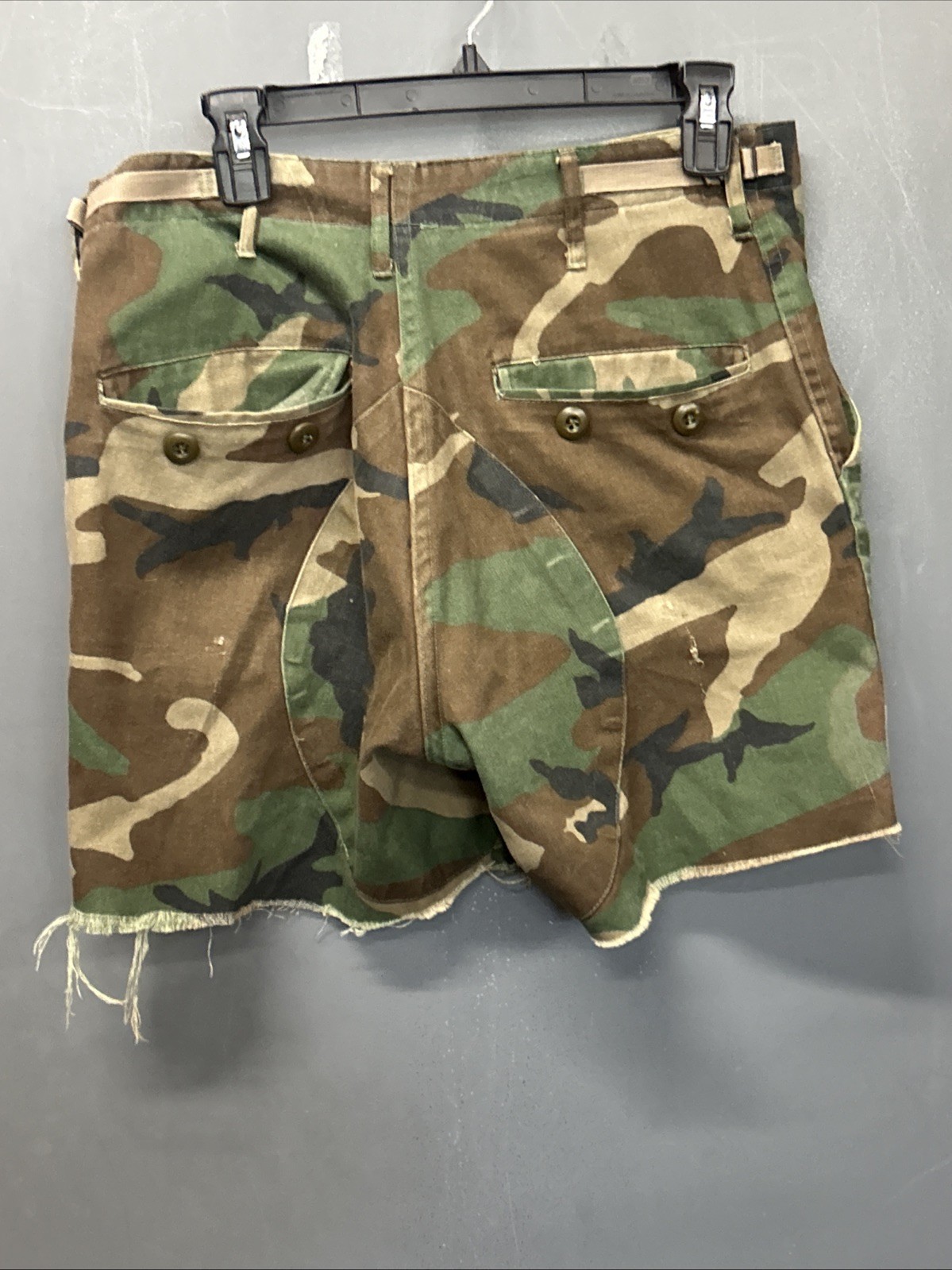 Cropped Propper Shorts Woodland Camouflage Camo Button Fly 31” Waist 6” Inseam