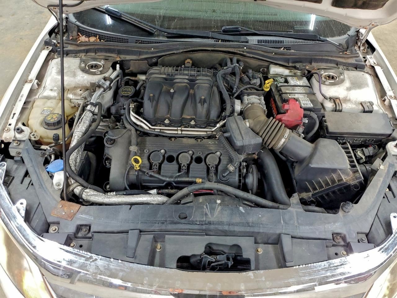 FUSION 2012 Glove Box 4936789