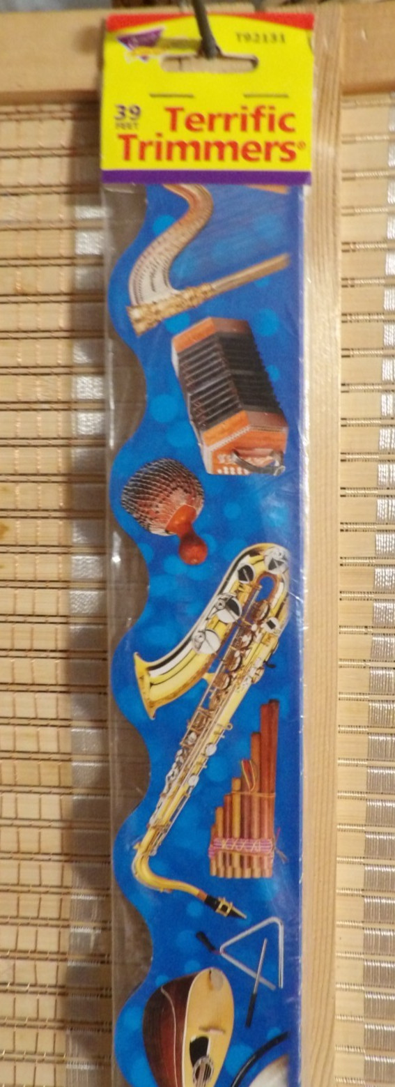 Trend Musical Instruments Terrific Trimmers 92131 Bulletin board 39' Border Trim