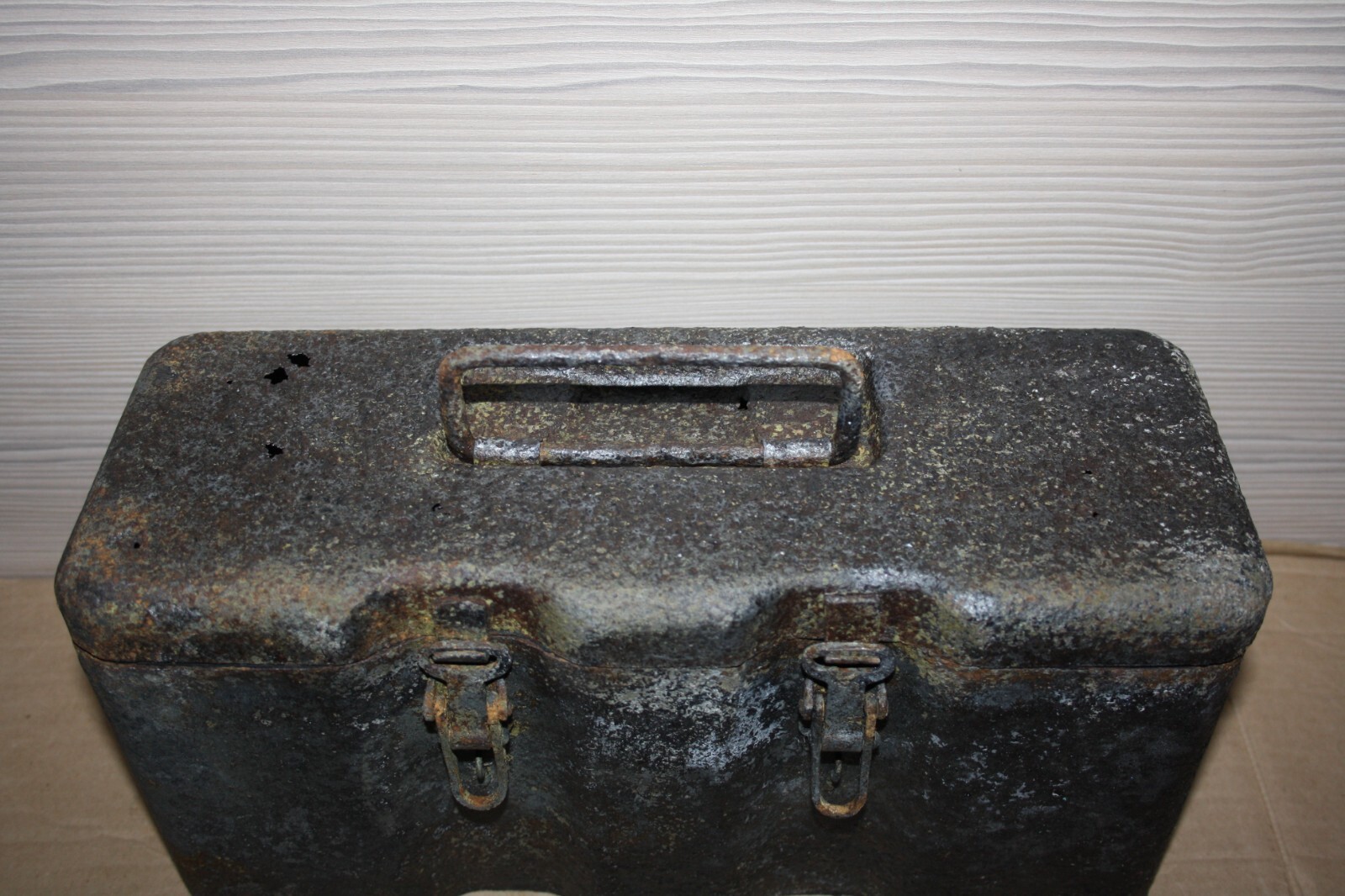WW2 Original German Box for SMI