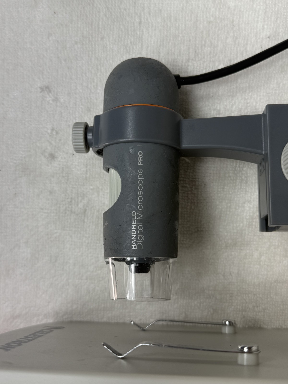 Celestron Digital Microscope Pro 5 MP Handheld High Resolution