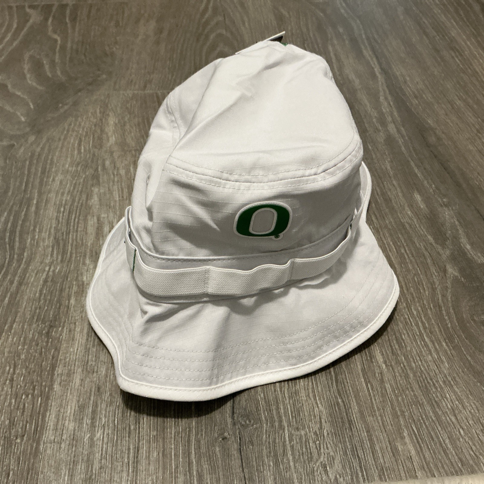 Nike Oregon Ducks Apex Bucket Hat Light Gray/Green Men’s Size: XL On-Field NWT