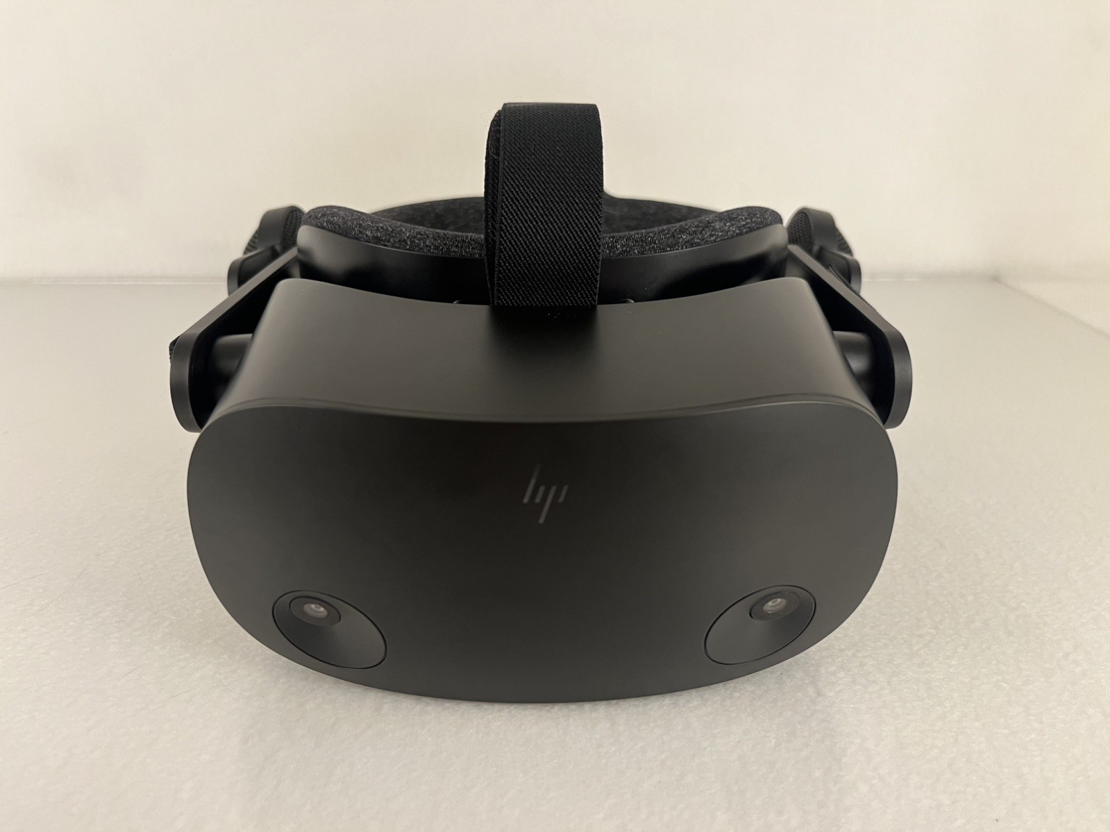 HP Reverb G2 V2 Wired VR Headset - Complete w/ Original Box! V2 MODEL