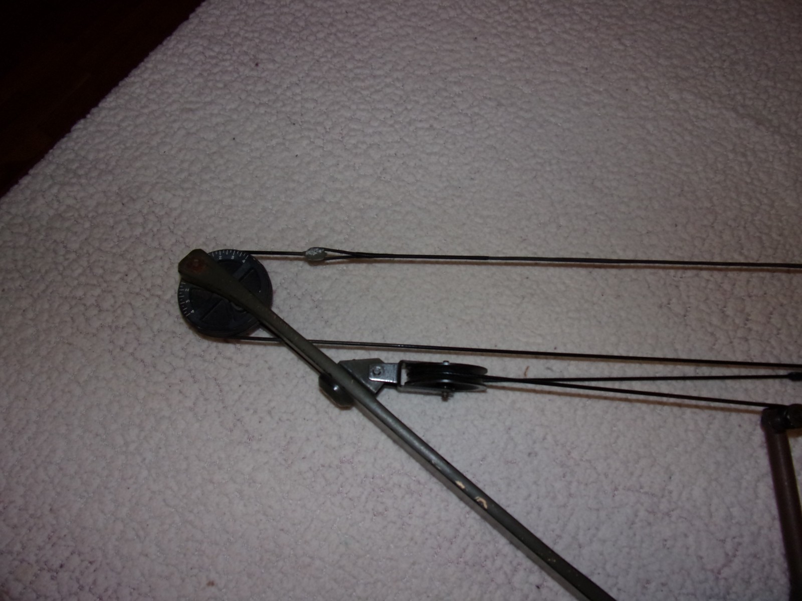Vintage Browning Explorer I Compound Bow