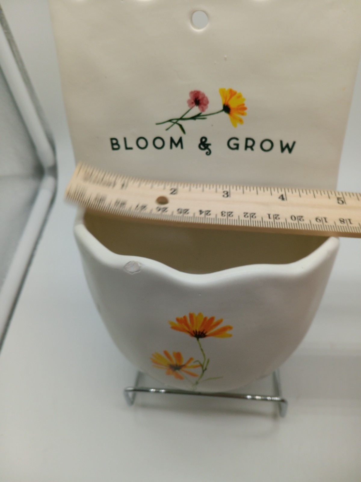 Bloom And Grow Ceramic Wall Pocket "218212"