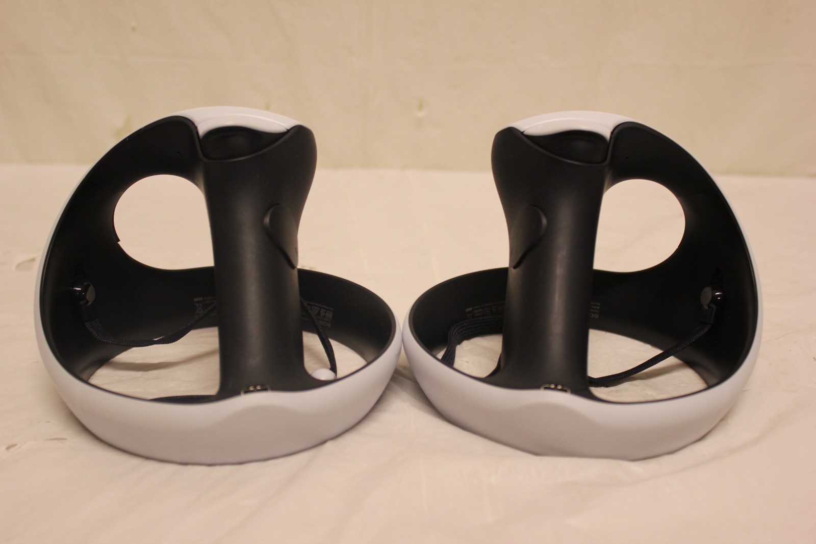 Meta Quest 3 512GB Standalone VR Virtual Reality Gaming Controllers Battery Pack