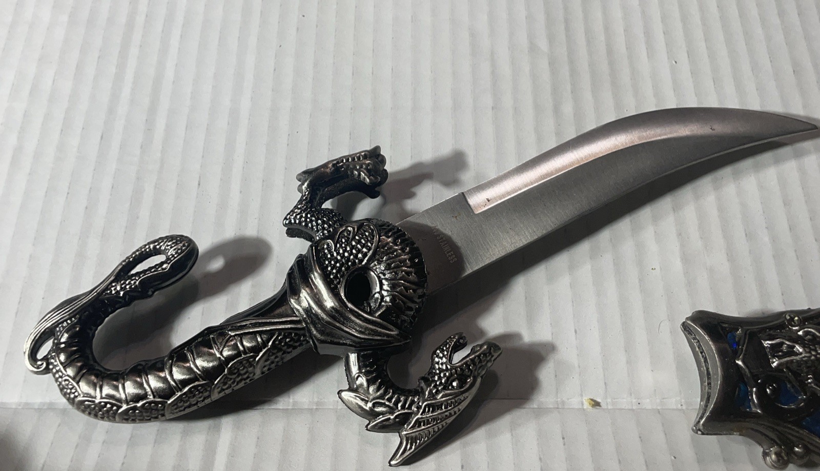 10" Collectible Fantasy Blue Dragon Dagger Knife Blade Ornate Standing Steel