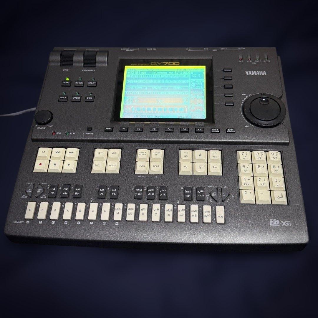 YAMAHA QY700 MIDI Music Digital Sequencer Samplers Rhythm machine Working #0005