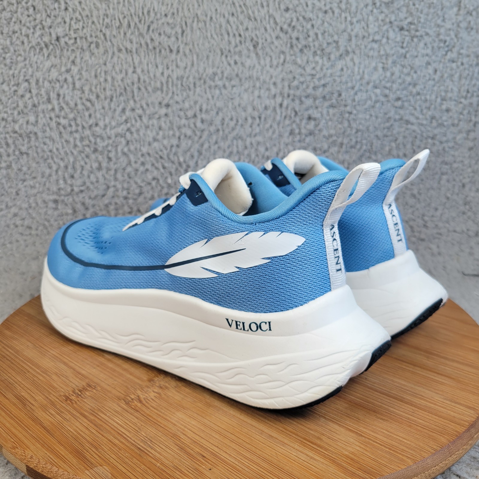 Veloci Ascent Shoes Womens 8 Blue White Running Lace Up Sneakers 10 mm Drop