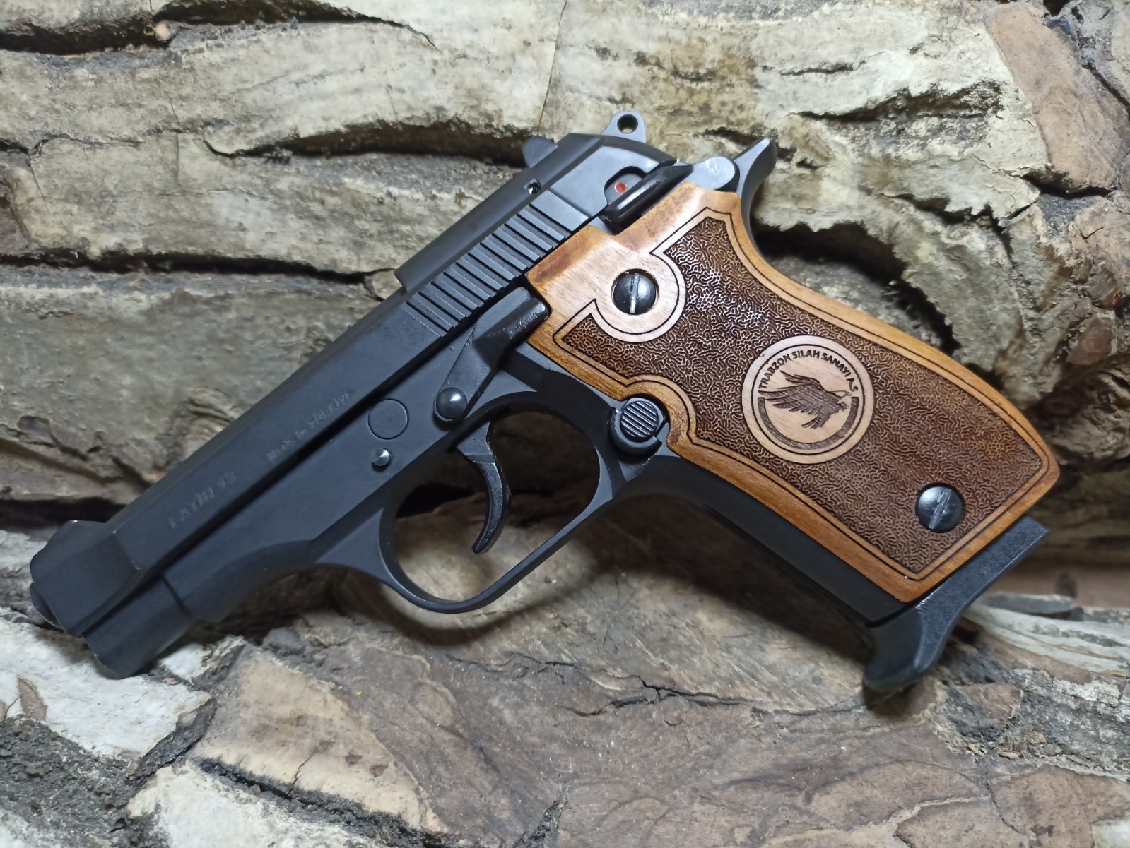 Tisas Fatih 13 walnut grips for first version straight model.