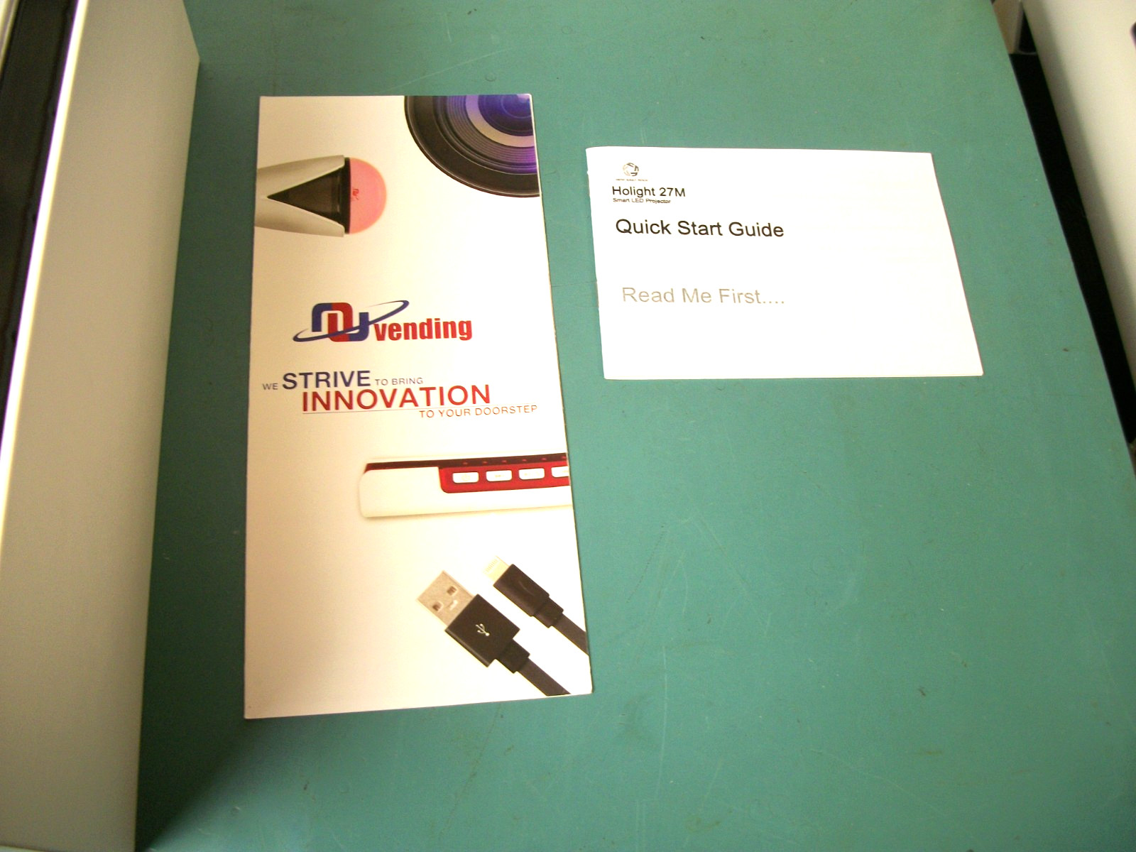 HOLIGHT 27M Smart LED Projector. Office Stored Item in Box.