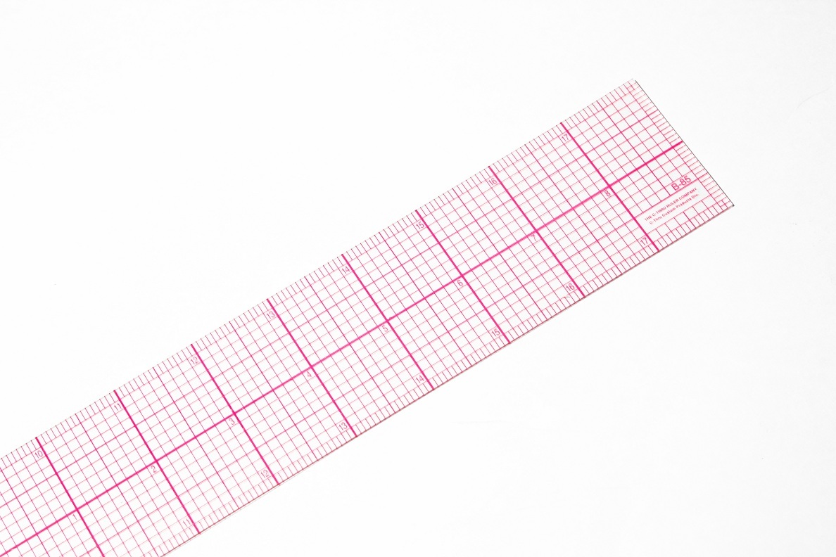 c-thru ruler 2" x 18" (inches in 8ths) B-85 Zero centering scale & Laminated usa
